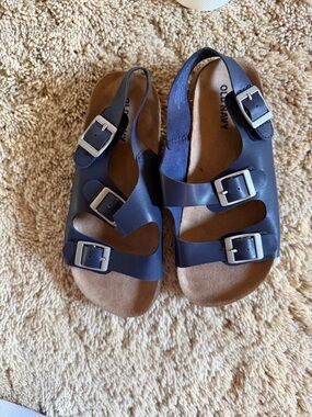 Old Navy Navy Blue Triple-Buckle Kids Sandals